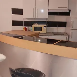 Appartement T2,netflix,wi Fi,centre,tram,bus,proche Opéra Et Toutes Facultées, Saint-Etienne (Loire)
